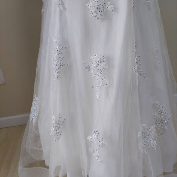 Glow size 20 trumpet mermaid wedding dress. Lace, mesh, appliqué. - Picture 14 of 16